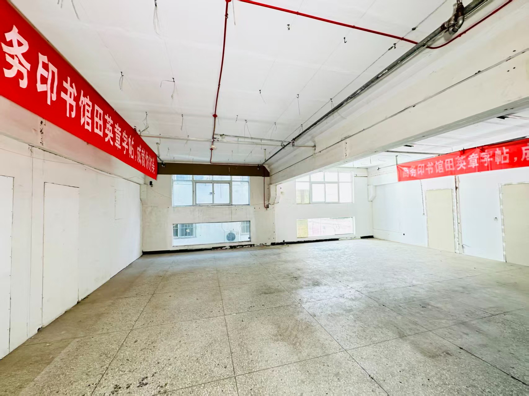 蓝郡汇景湾建议再强化“人工智能算力中心、AI应用孵化、数字经济示范园”等产业概念，会更符合产业园招商语言_COPY